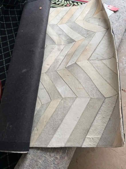 Photo of free Small rug (West concord) #1