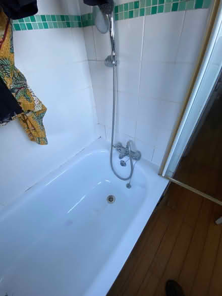 Photo of free Enamel Metal Bath (ME10) #1