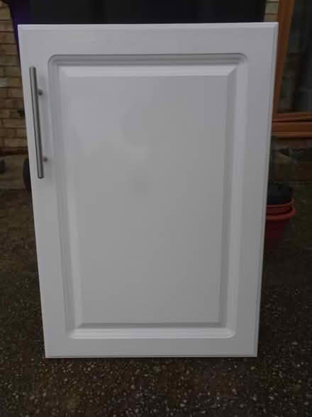 Photo of free 2 kitchen cabinet doors (Welwyn Garden City AL7) #1