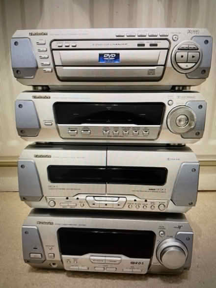Photo of free Hi-Fi Unit,,Separates. (Evesham WR11) #1