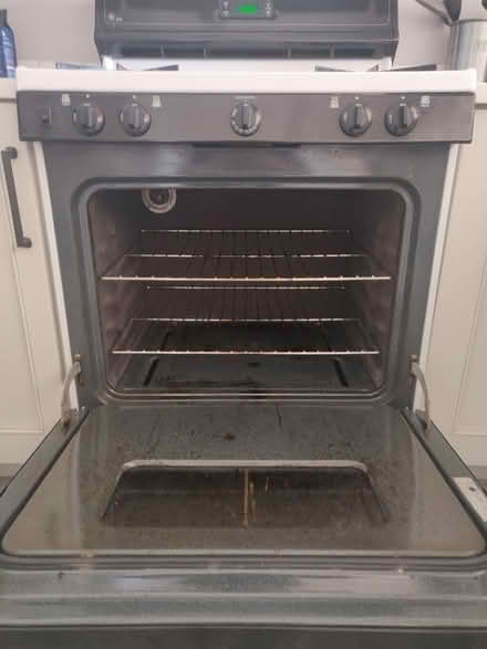 Photo of free Gas range (Near 395 and Edsall Rd) #2