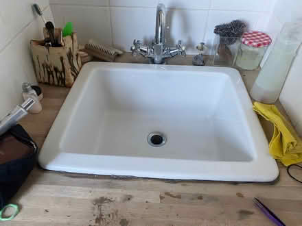 Photo of free Ceramic Sink (ME10) #2
