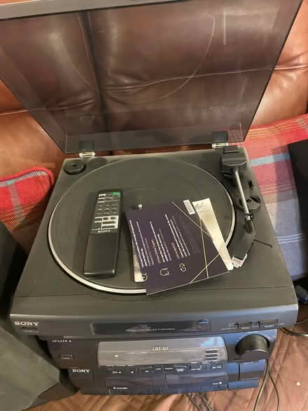 Photo of free Sony music centre (WV13 Willenhall) #4