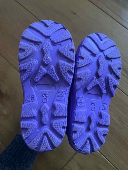 Photo of free Light purple lined kids wellies (size Eu 28) (West Wickham BR4) #2