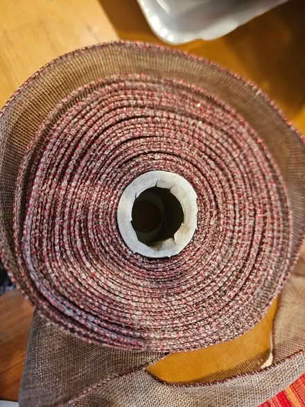 Photo of free decorative ribbon (Harvard Square, Cambridge) #4