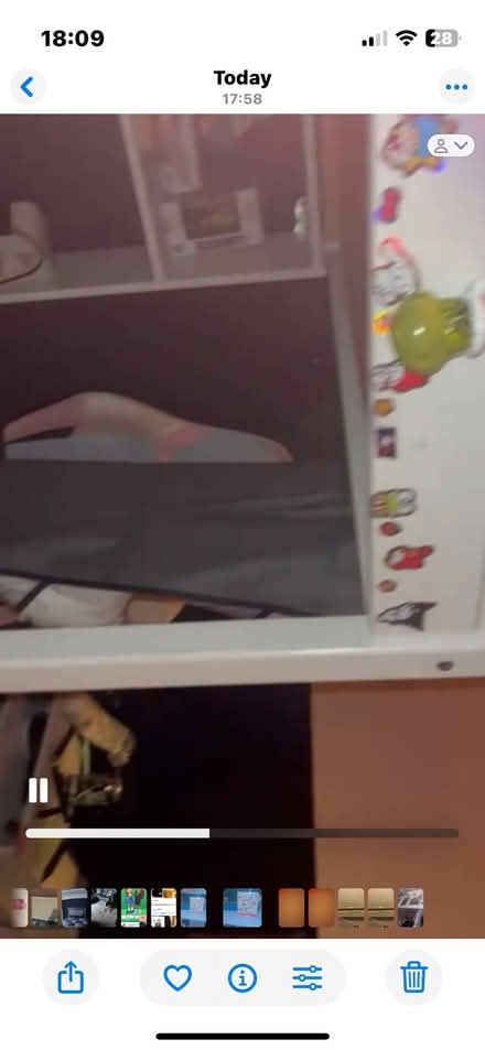 Photo of free White high sleeper (Loscoe Grange DE75) #4