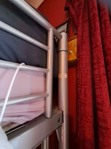 Photo of free Bed (Harpur Hill SK17) #1