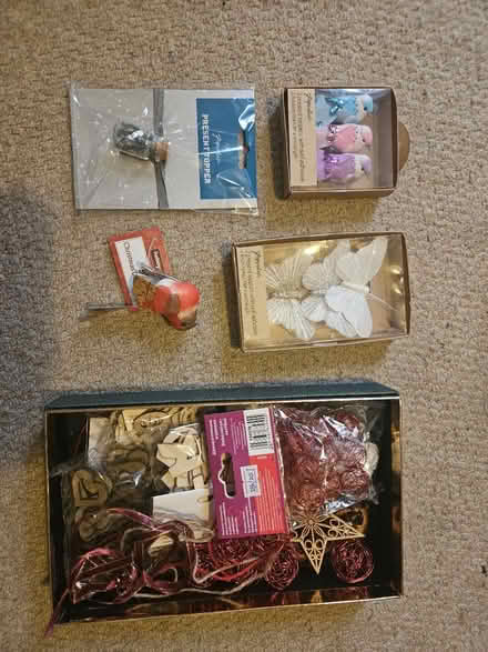 Photo of free Wreath making items (RG4) #3