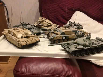 Photo of free 1/35 scale plastic model tanks. Already been assembled. (Tuebrook L4) #3