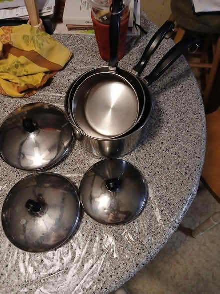 Photo of free Pots and pans (Woburn south) #1
