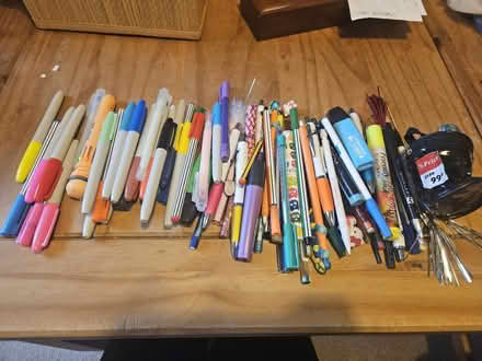 Photo of free A lot of pens and pencils (RG4) #1
