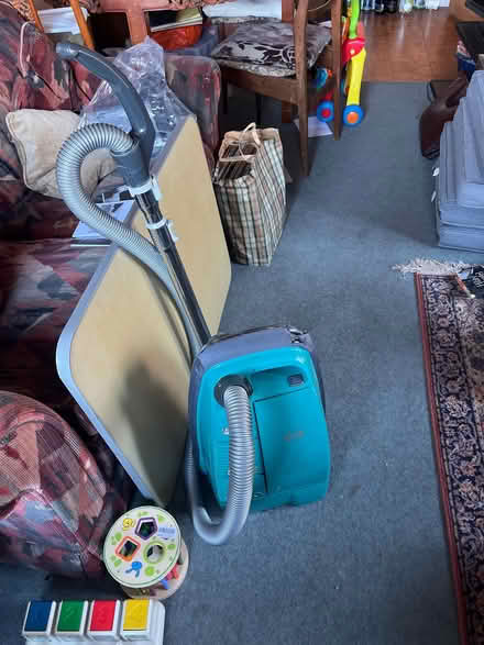 Photo of free Sebo vacuum cleaner (Wheathampstead AL4) #1