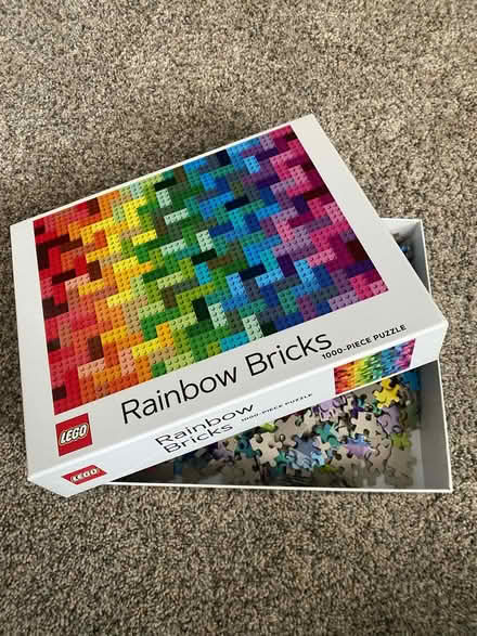 Photo of free 1000 piece LEGO bricks puzzle (Skokie) #1
