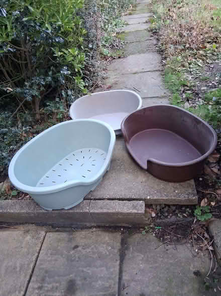 Photo of free 3 plastic dog beds (Kenilworth Road DE5) #1
