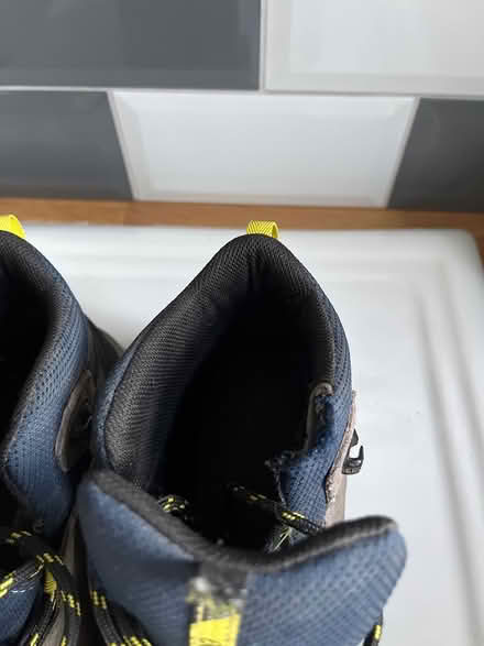 Photo of free Quechua Walking boots size 39 (Winnersh RG41) #4