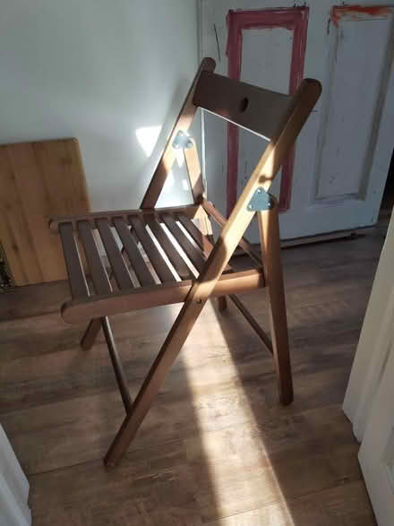 Photo of Folding wooden chairs (Wickford SS12) #2