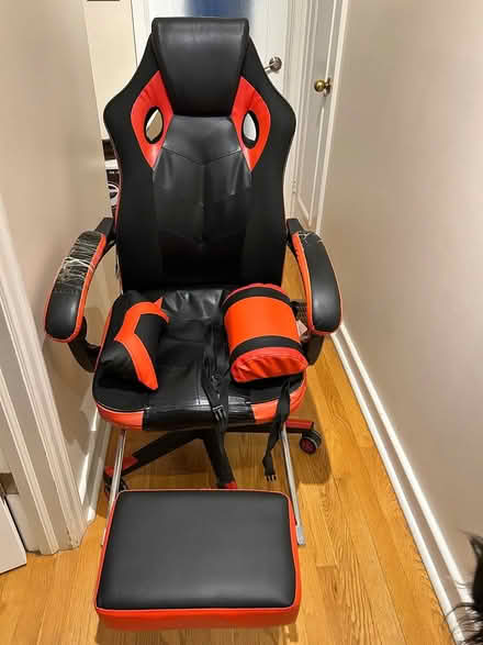 Photo of free Gaming Chair (Carlingwood) #2