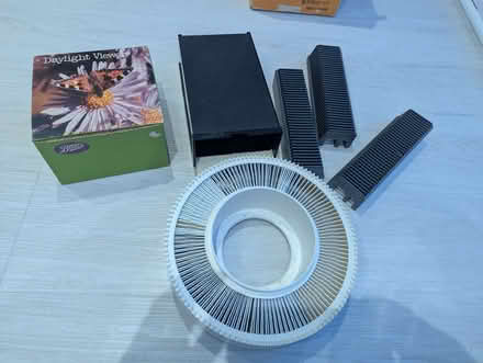 Photo of free Slide projector and slide cassettes (Eastbourne BN21) #3