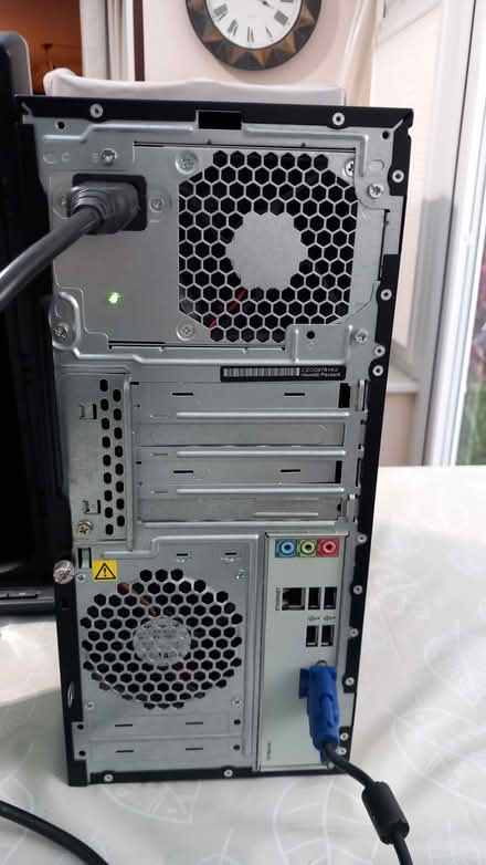 Photo of free PC, monitor, keyboard & mouse (Heybridge CM9) #3