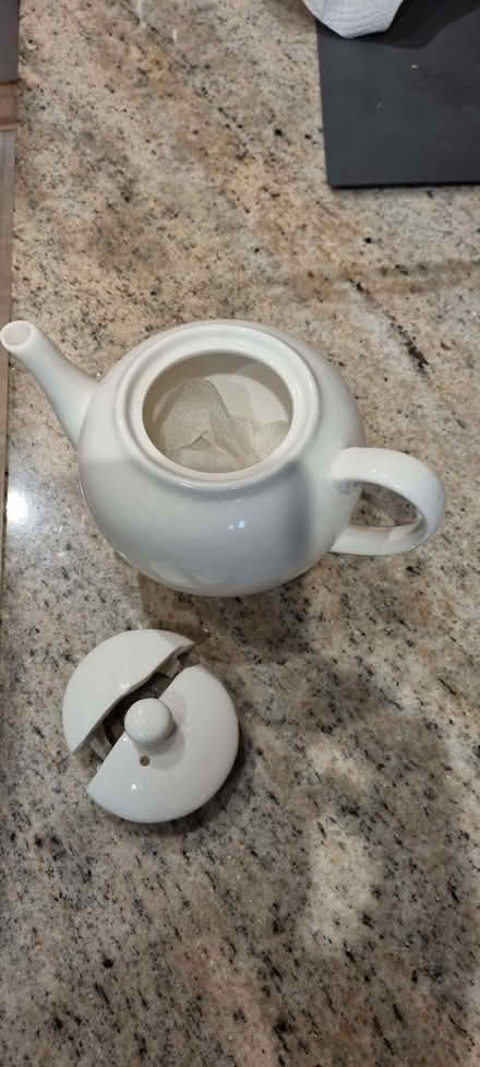 Photo of free 2 cup teapot (South Tonbridge TN9) #1