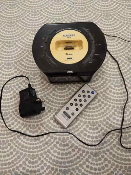 Photo of free Roberts digital radio with remote (CR5, Old Coulsdon) #1