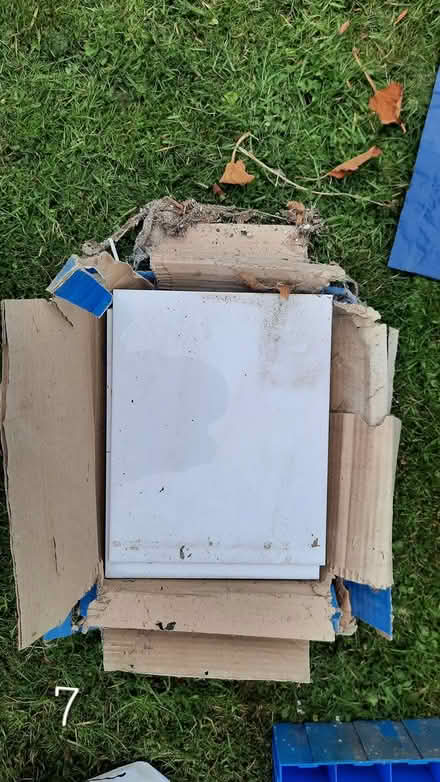 Photo of free assorted tiles, tile cutter + (Close to Wrexham Centre) #4