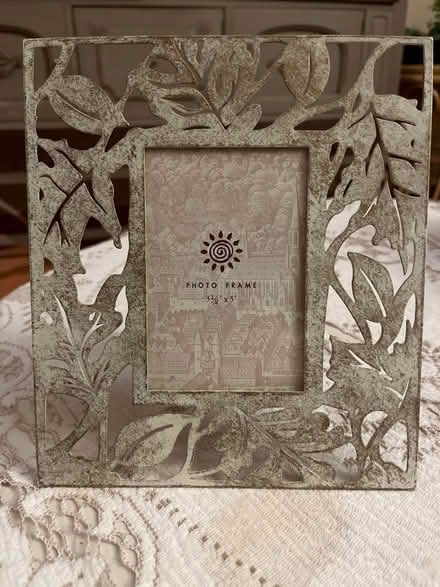 Photo of free Frame 3.5”x5” (Etobicoke South (Mimico)) #1