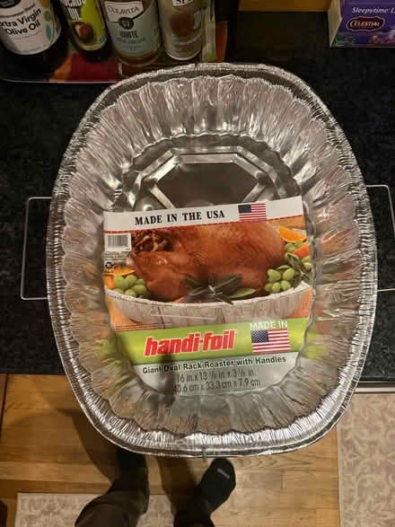 Photo of free Large aluminum roasting pan (Friendship Heights) #1
