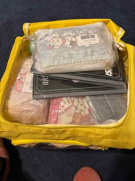 Photo of free New hello kitty sticking fillers for Christmas (Finsbury Park N4) #1