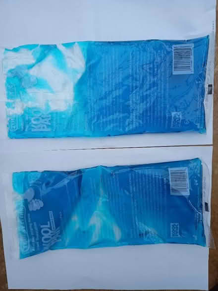 Photo of free Hot/cool packs (Calne SN11) #1