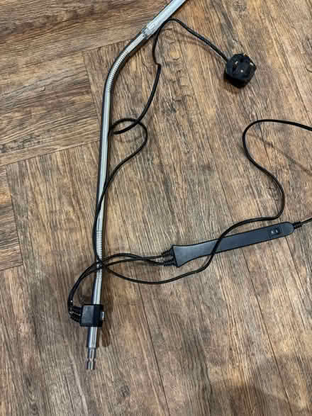 Photo of free Beauty table light (Ng2 6jh) #4