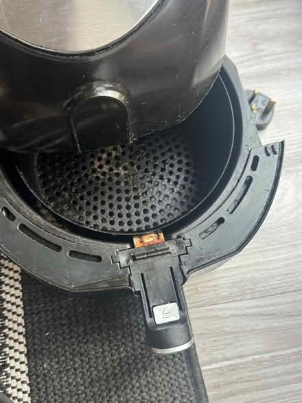 Photo of free Tower Air Fryer (Wolverhampton WV10) #3