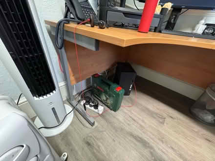 Photo of free Curved work station desk (W1h 1pn) #3