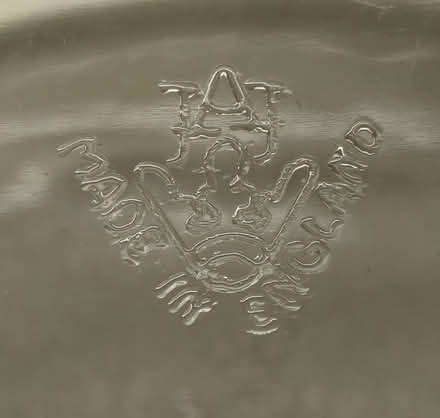 Photo of free Old School Pyrex-style Oven Dish (Euxton PR7) #3