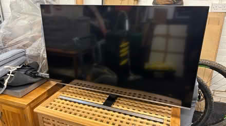 Photo of free Samsung TV - faulty (Oxted) #1