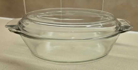 Photo of free Old School Pyrex-style Oven Dish (Euxton PR7) #1