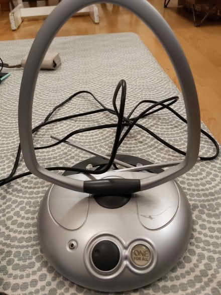 Photo of free TV aerial (CR5, Old Coulsdon) #2