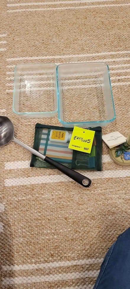 Photo of free Pyrex dishes no lids (Montreal road and St Laurent) #1