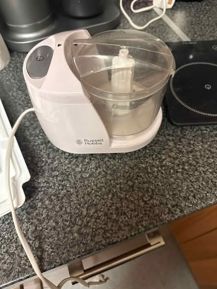 Photo of free Weighing Scales need batteries (N4 1HG) #1