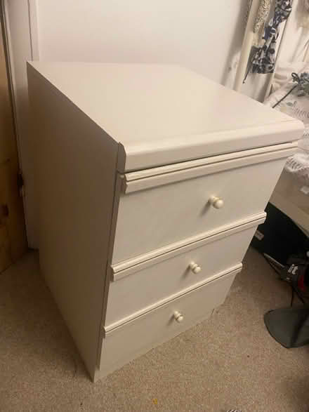 Photo of free Small chest of drawers (Headingley LS4) #1
