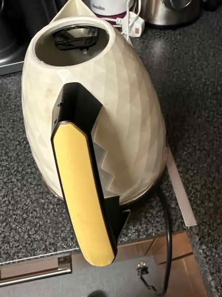 Photo of free Working kettle (N4 1HG) #3