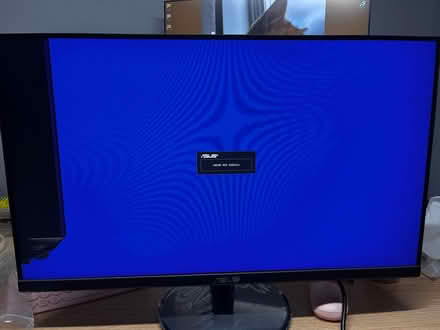 Photo of free 27“ ASUS Monitor (M7 1UB) #1