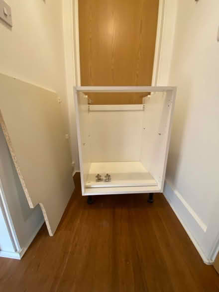 Photo of free Kitchen cabinet (no top) (AL1 st Albans station) #2