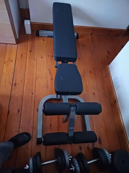 Photo of free Weightlifting bench (Hanwell W7) #4