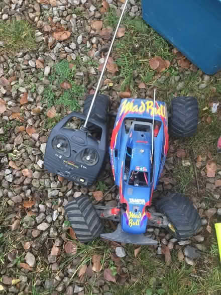 Photo of free Box of parts and bodies for electric and glow plug race cars (Malvern Link WR13) #4