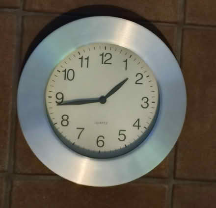Photo of free Round wall clock (Eastbourne BN21 2) #1