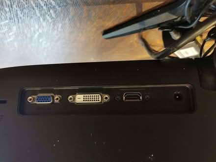 Photo of free 24 inch computer monitor (Underbarrow LA8) #2