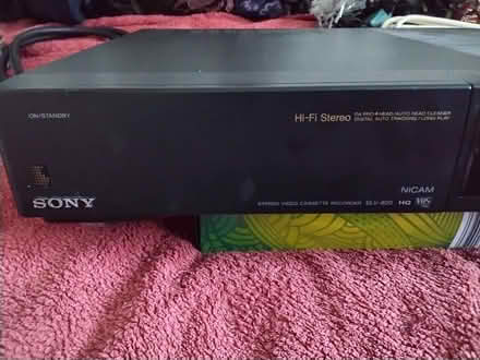 Photo of free Sony video cassette recorder 625ub (Redbourn AL3) #2