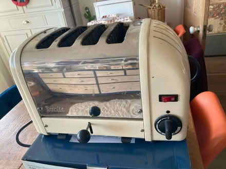 Photo of free Toaster (Scratby) #1