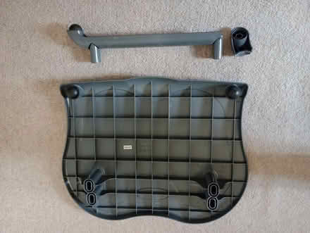 Photo of free Kensington footrest (Celestial house E14) #2